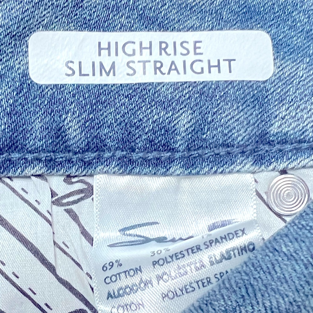 Seven7 High Rise Slim Straight - Picture 4 of 5